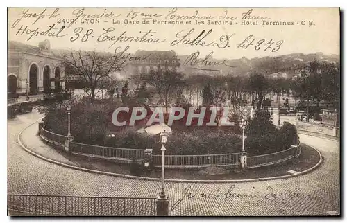 Cartes postales Lyon La Gare de Perrache et les Jardins Hotel Terminus