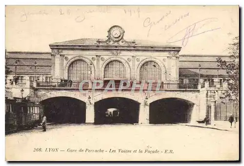 Cartes postales Lyon Gare de Perrache Facade