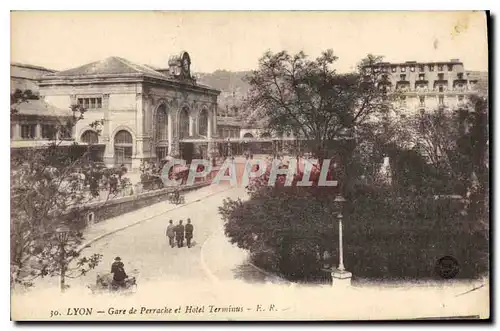 Cartes postales Lyon Gare de Perrache et Hotel Terminus