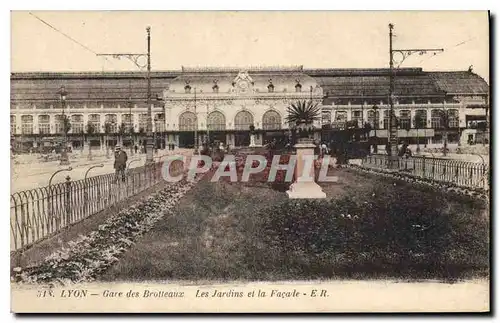 Cartes postales Lyon Gare des Brotteaux Les Jardins et la Facade