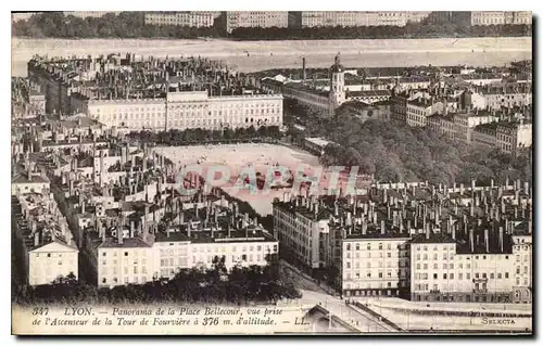 Ansichtskarte AK Lyon Panorama de la Place Bellecour vue prise de l'ascenseur de la Tour de Fourviere