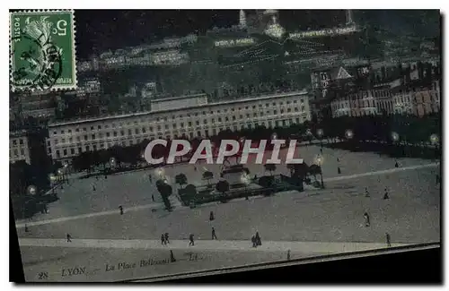 Cartes postales Lyon La Place Bellecour