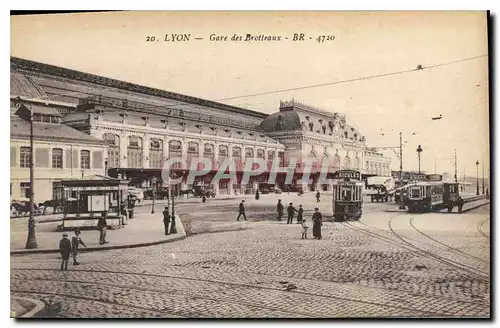 Cartes postales Lyon Gare des Brotteaux Tramways