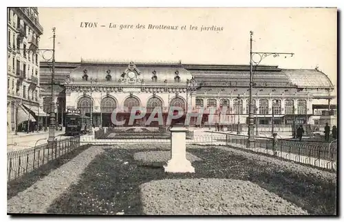 Ansichtskarte AK Lyon La gare des Brotteaux et les jardins