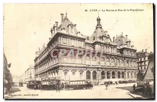 Cartes postales Lyon La Bourse et Rue de la Republique Tramways