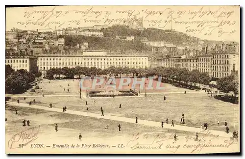 Ansichtskarte AK Lyon Ensemble de la Place Bellecour