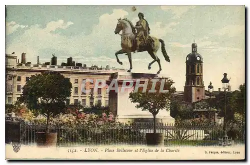 Cartes postales Lyon Place Bellecour et l'Eglise de la Charite