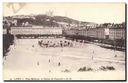 Cartes postales Lyon Place Bellecour et Chateau de Fourviere