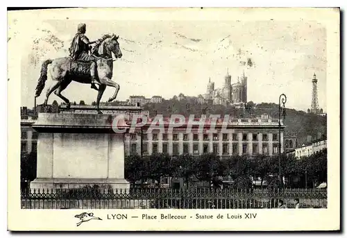 Cartes postales Lyon Place Bellecour Statue de Louis XIV