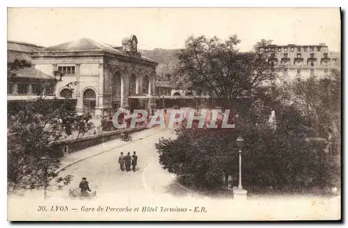 Cartes postales Lyon Gare de Perrache et Hotel Terminus
