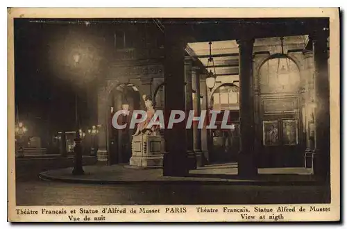 Cartes postales Paris Theatre Francais et Statue d'Alfred de Musset vue de nuit