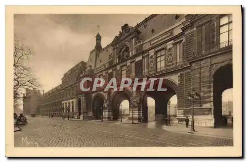 Cartes postales Paris Les Guichets du Louvre Pres de la Seine