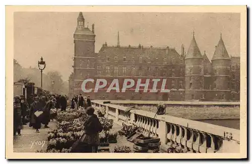 Cartes postales Paris Le Marche aux fleurs du Pont au Change et la Conciergerie