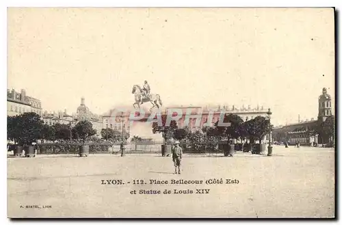 Ansichtskarte AK Lyon Place Bellecour Cote Esd et Statue de Louis XIV