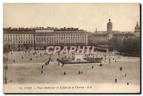 Ansichtskarte AK Lyon Place Bellecour et Eglise de la Charite