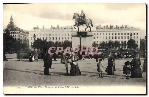 Ansichtskarte AK Lyon Illustre Place Bellecour Statue de Louis XIV