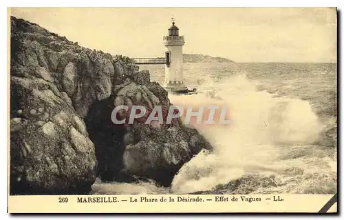 Cartes postales Marseille Le Phare de la Desirade Effet de Vagues