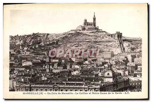 Ansichtskarte AK Marseille Un Coin de Marseille La Colline et Notre Dame de la Garde