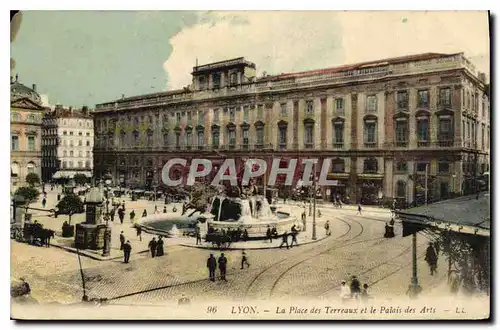 Cartes postales Lyon La Place des Terreaux et le Palais des Arts