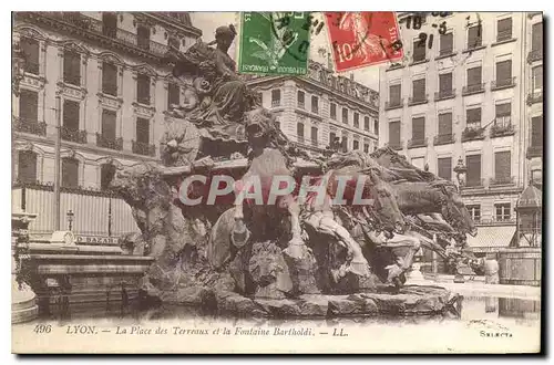 Ansichtskarte AK Lyon La Place des Terreaux et Fontaine Bartholdi