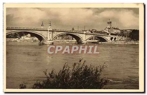 Ansichtskarte AK Valence sur Rhone  Pont sur le Rhone