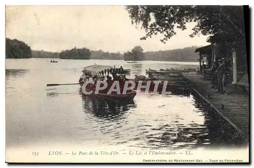 Cartes postales Lyon Le Parc de la Tete d'Or Le Lac et l'Embarcadere