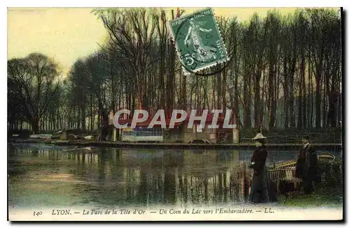 Cartes postales Lyon Le Parc de la Tete d'Or Un Coin du Lac vers l'Embarcadere