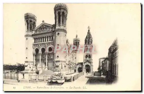 Cartes postales Lyon Notre Dame de Fourviere La Facade