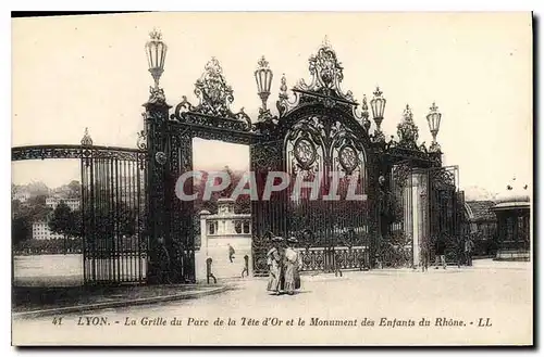 Ansichtskarte AK Lyon La Grille du Parc de la Tete d'Or et le Monument des Enfants du Rhone