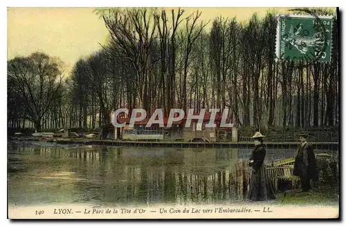 Cartes postales Lyon Le Parc de la Tete d'Or Un Coin du Lac vers l'Embarcadere