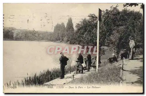 Ansichtskarte AK Lyon Dans le Parc Les Pecheurs