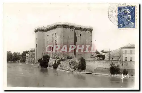 Cartes postales Tarascon Bouches du Rhone Le Rhone et Chateau du Roy Rene