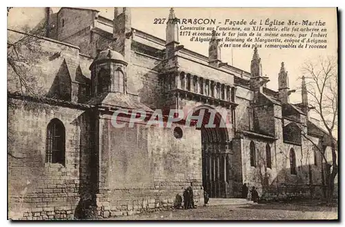 Ansichtskarte AK Tarascon Facade de L'Eglise Ste Marthe