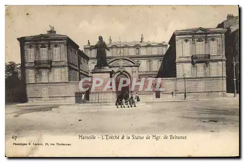 Cartes postales Marseille l'Eveche et la statue de Mgr de Belsunce