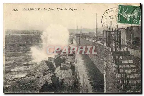 Cartes postales Marseille la Jetee Effet de Vagues