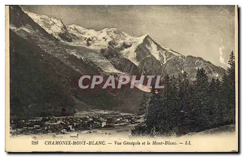 Cartes postales Chamonix Mont Blanc Vue generale et le Mont Blanc