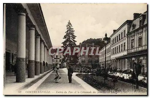 Cartes postales Contrexeville Entree du Parc et la Colonnade des Sources