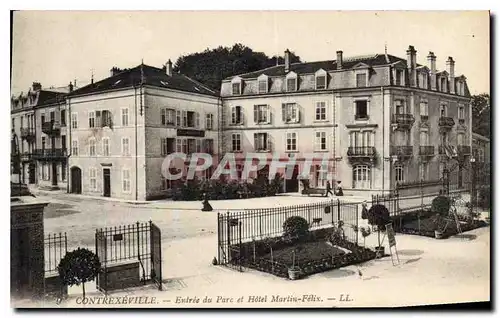Cartes postales Contrexeville Entree du Parc et Hotel Martin Felix