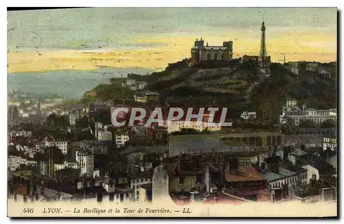 Cartes postales Lyon La Basilique et la Tour de Fourviere