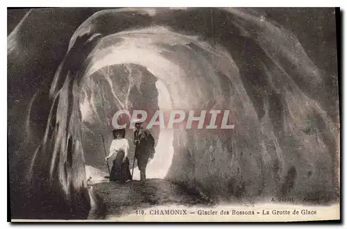 Cartes postales Chamonix Glacier des Bossons La Grotte de Glace