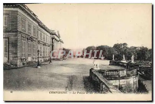 Ansichtskarte AK Compiegne Le Palais et les Terrasses