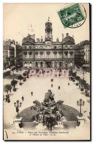 Cartes postales Lyon Place des Terreaux Fontaine Bartholdi