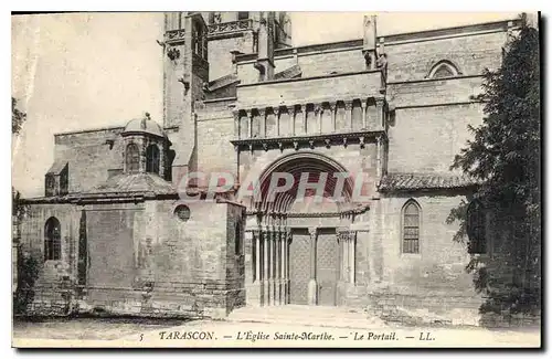 Cartes postales Tarascon L'Eglise Sainte Marthe Le Portail