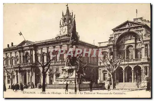 Cartes postales Avignon (Vaucluse) Place de l'Horloge La mairie Le theatre et monument du centenaire