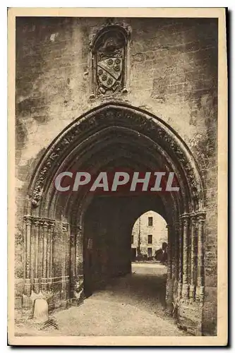 Ansichtskarte AK Avignon (Vaucluse) Palais des Papes L'Entree Armoiries du Pape Clement VI