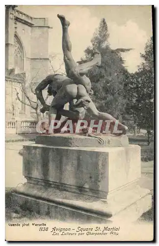 Ansichtskarte AK Avignon (Vaucluse) Square St Martial Les lutteurs par Charpentier