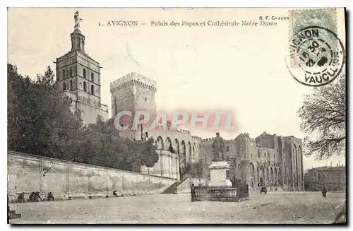 Cartes postales Avignon Palais des Papes et Cathedrale Notre Dame