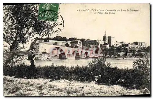 Cartes postales Avignon vue d'ensemble du Pont St Benezet et palais des Papes