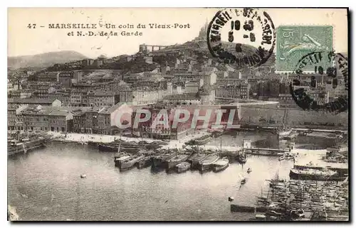 Cartes postales Marseille Un coin du Vieux Port et N D de la Garde