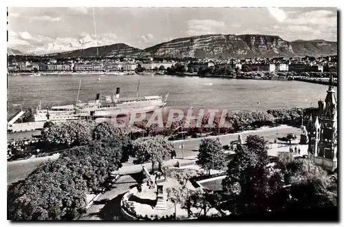 Cartes postales Geneve Suisse Le port das le fond le mont Saleve et le Mont Blanc